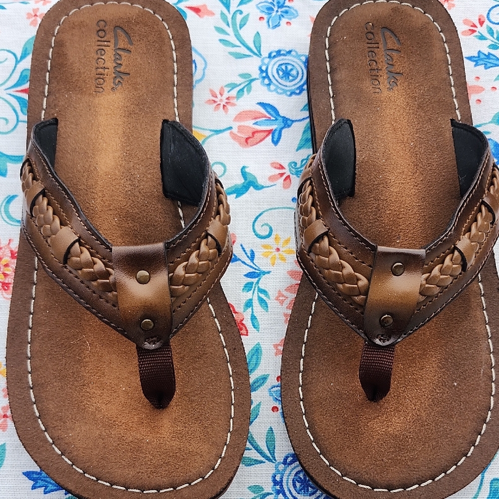 Clarks Womens Brown Sandles Size 8 NWT Smoke Free Home.